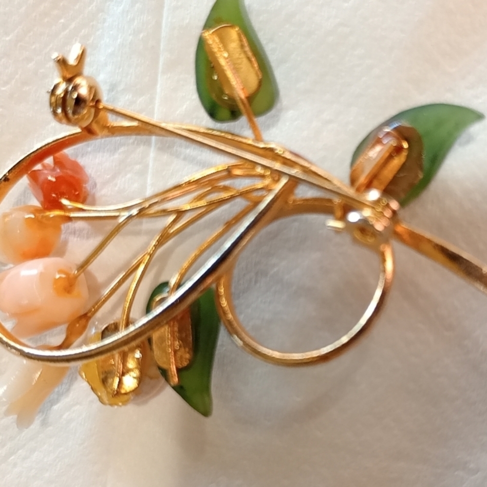 Estate Gold and Green Floral Brooch with Pearl - Picture 11 of 16